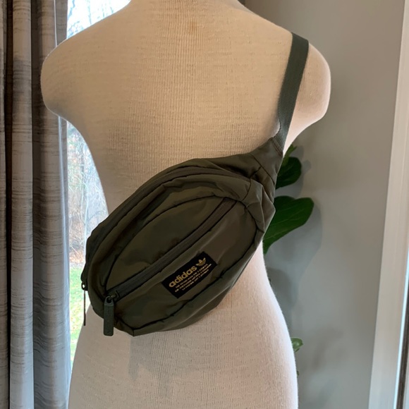 adidas Handbags - NWOT Adidas Fanny pack